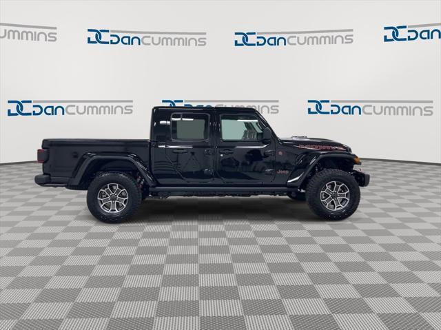 new 2024 Jeep Gladiator car, priced at $54,064