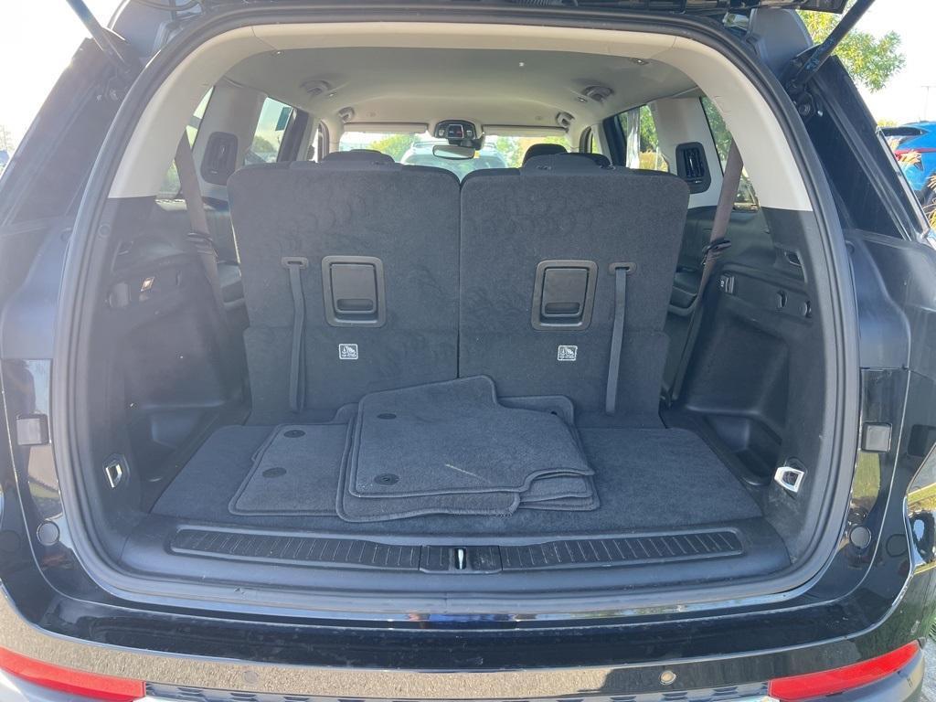 used 2023 Jeep Grand Cherokee L car