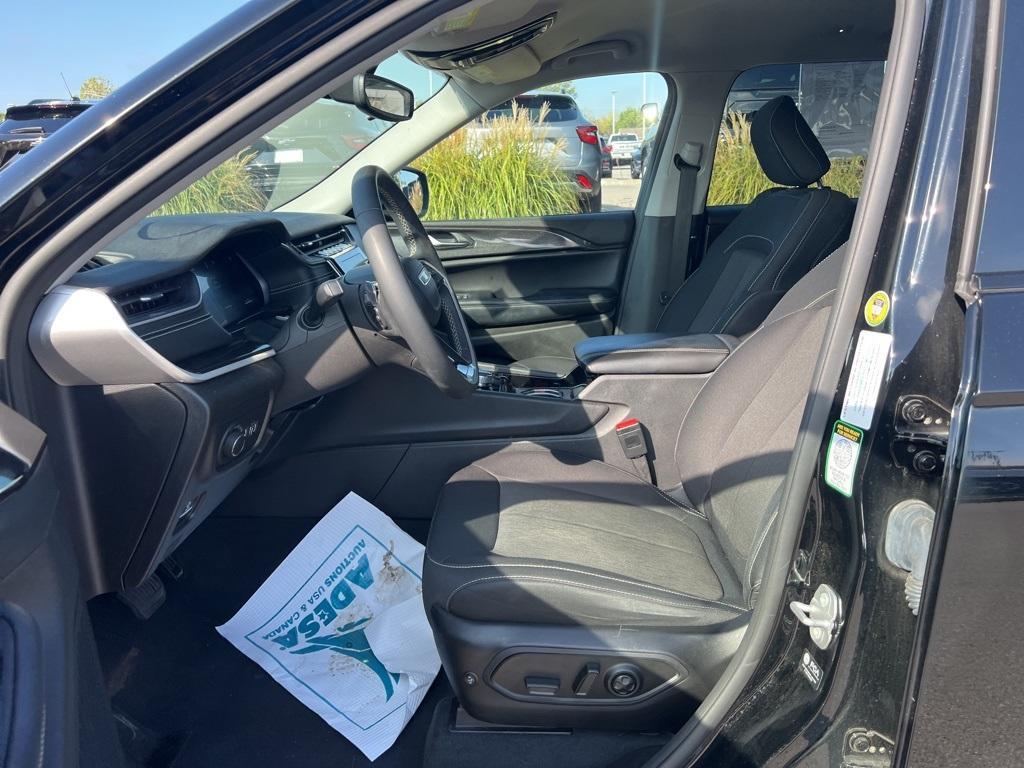 used 2023 Jeep Grand Cherokee L car