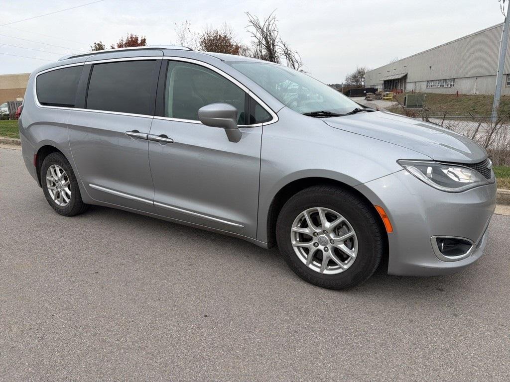 used 2020 Chrysler Pacifica car, priced at $15,987