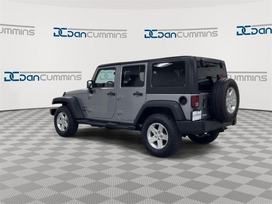 used 2015 Jeep Wrangler Unlimited car, priced at $25,987