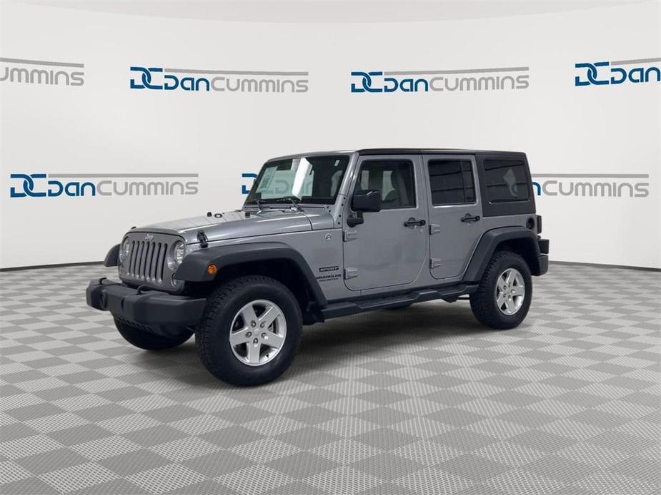 used 2015 Jeep Wrangler Unlimited car, priced at $25,987