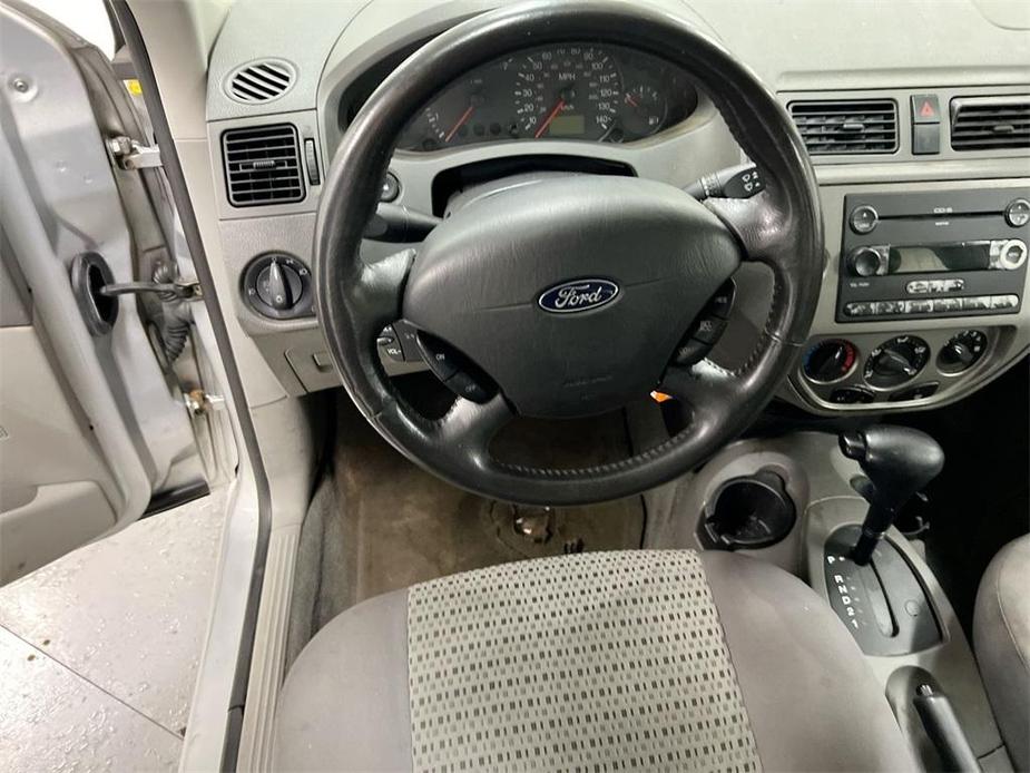 used 2005 Ford Focus car, priced at $2,900