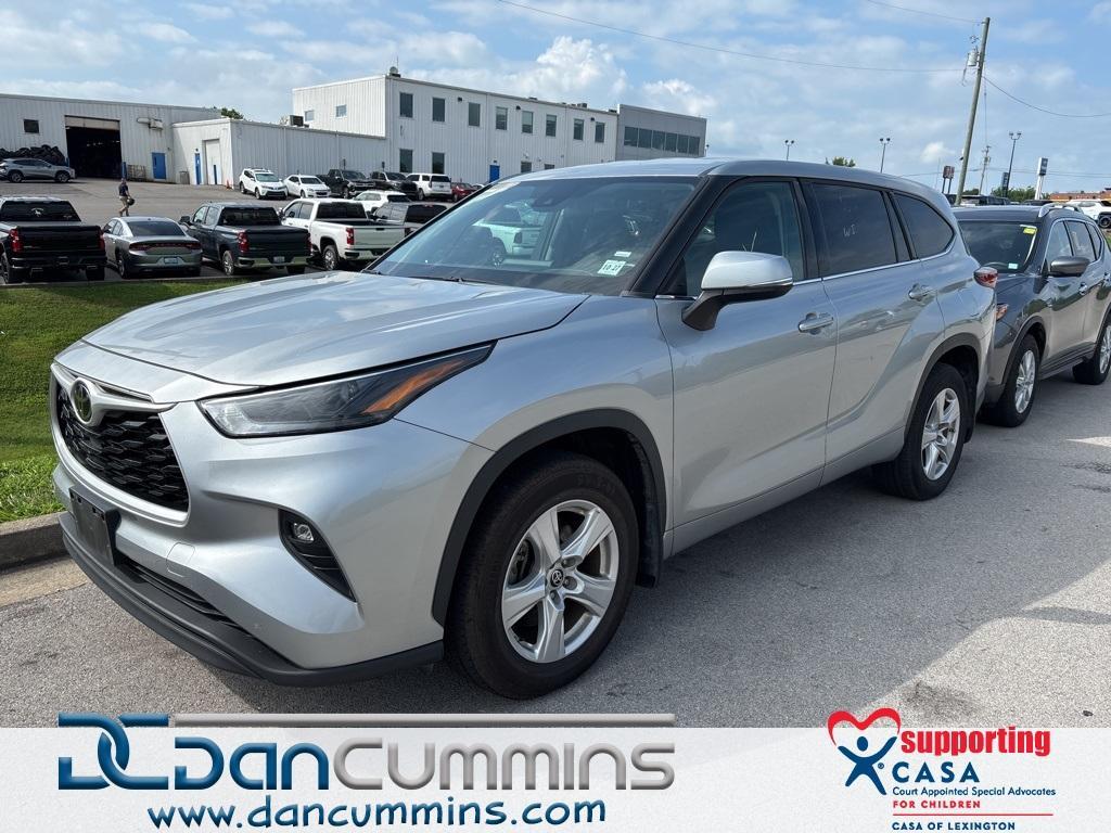 used 2022 Toyota Highlander car, priced at $29,987