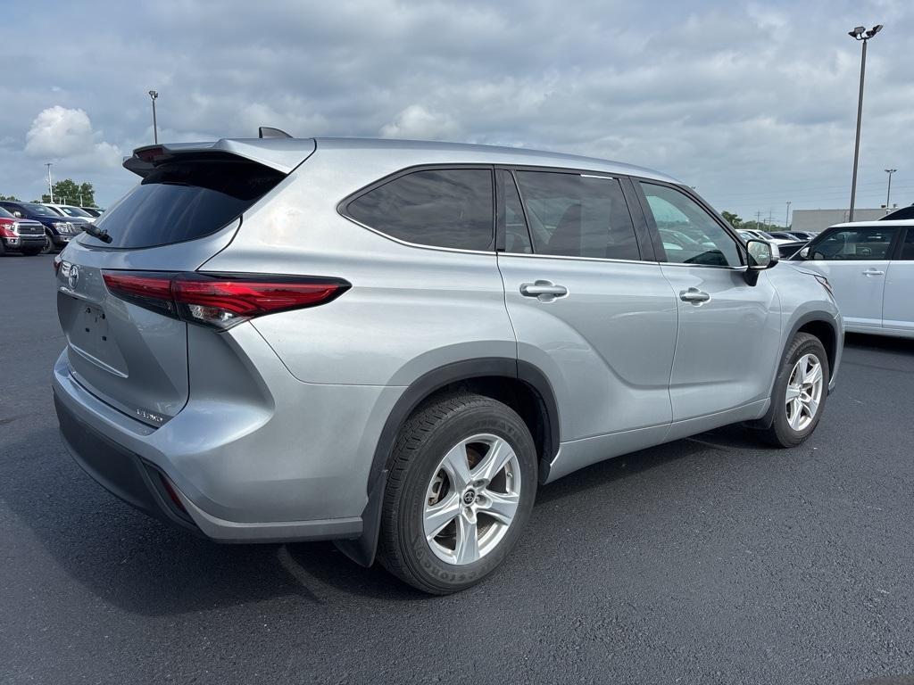 used 2022 Toyota Highlander car, priced at $29,987