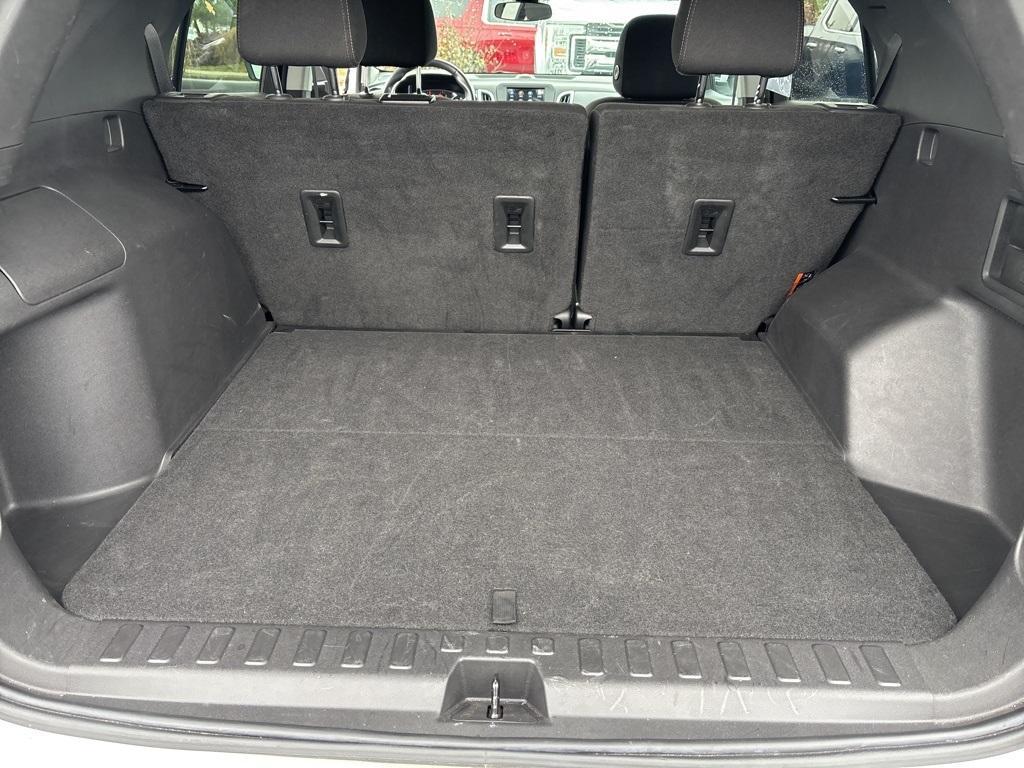 used 2022 Chevrolet Equinox car, priced at $20,987