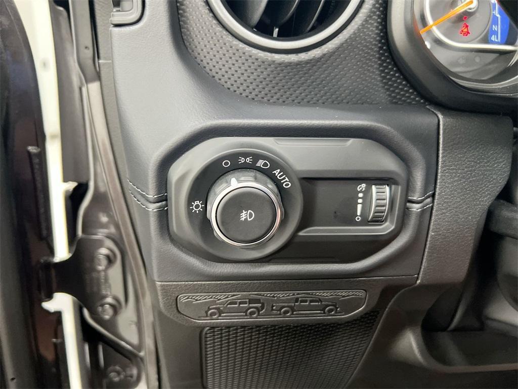 new 2025 Jeep Wrangler car, priced at $55,472