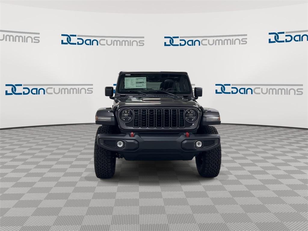 new 2025 Jeep Wrangler car, priced at $55,472