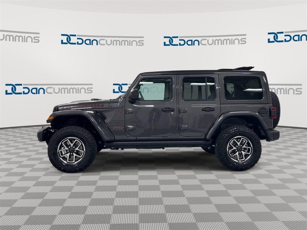 new 2025 Jeep Wrangler car, priced at $55,472