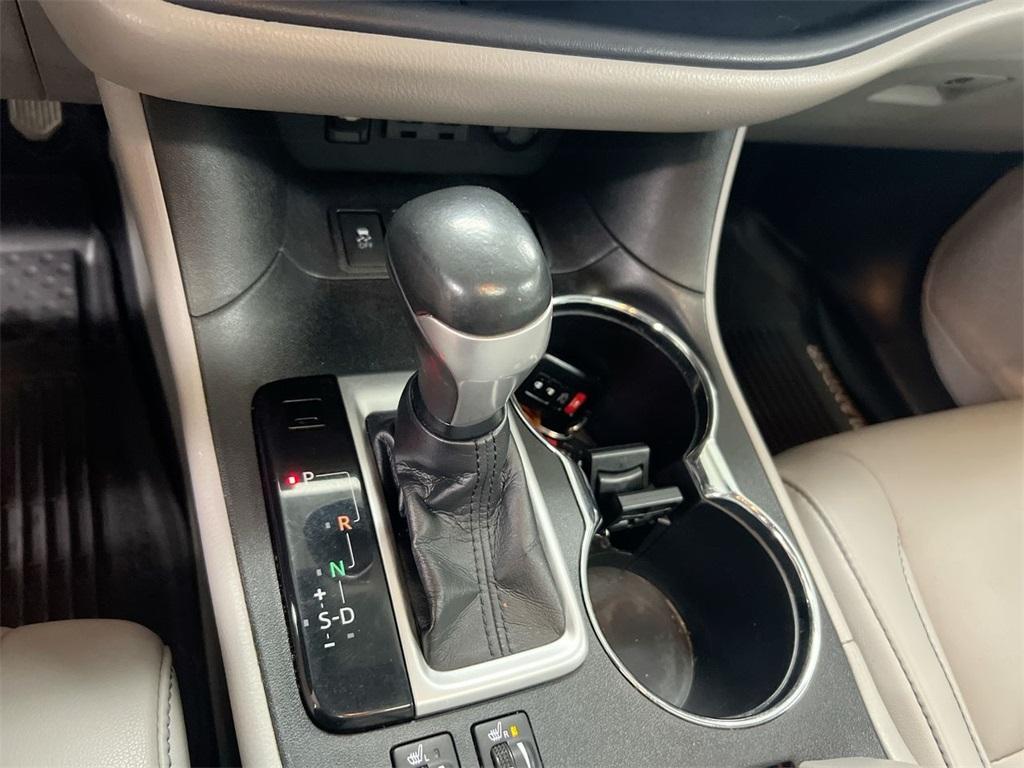 used 2019 Toyota Highlander car, priced at $25,987