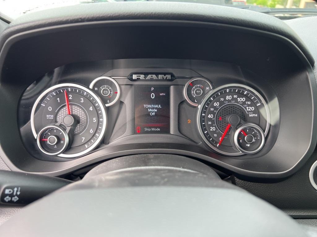 new 2025 Ram 1500 car, priced at $42,602