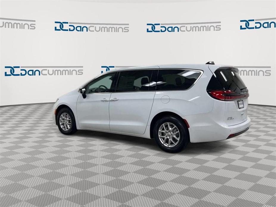 new 2024 Chrysler Pacifica car, priced at $45,787