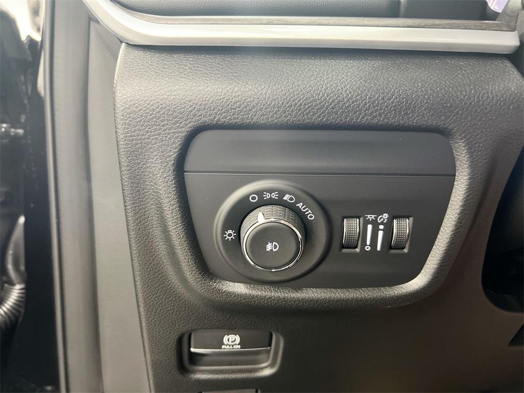 new 2025 Jeep Grand Cherokee L car, priced at $45,526