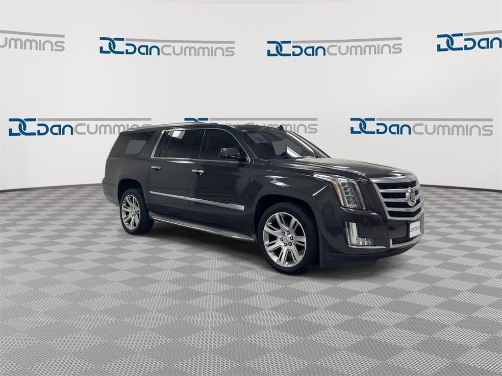 used 2015 Cadillac Escalade ESV car, priced at $18,900