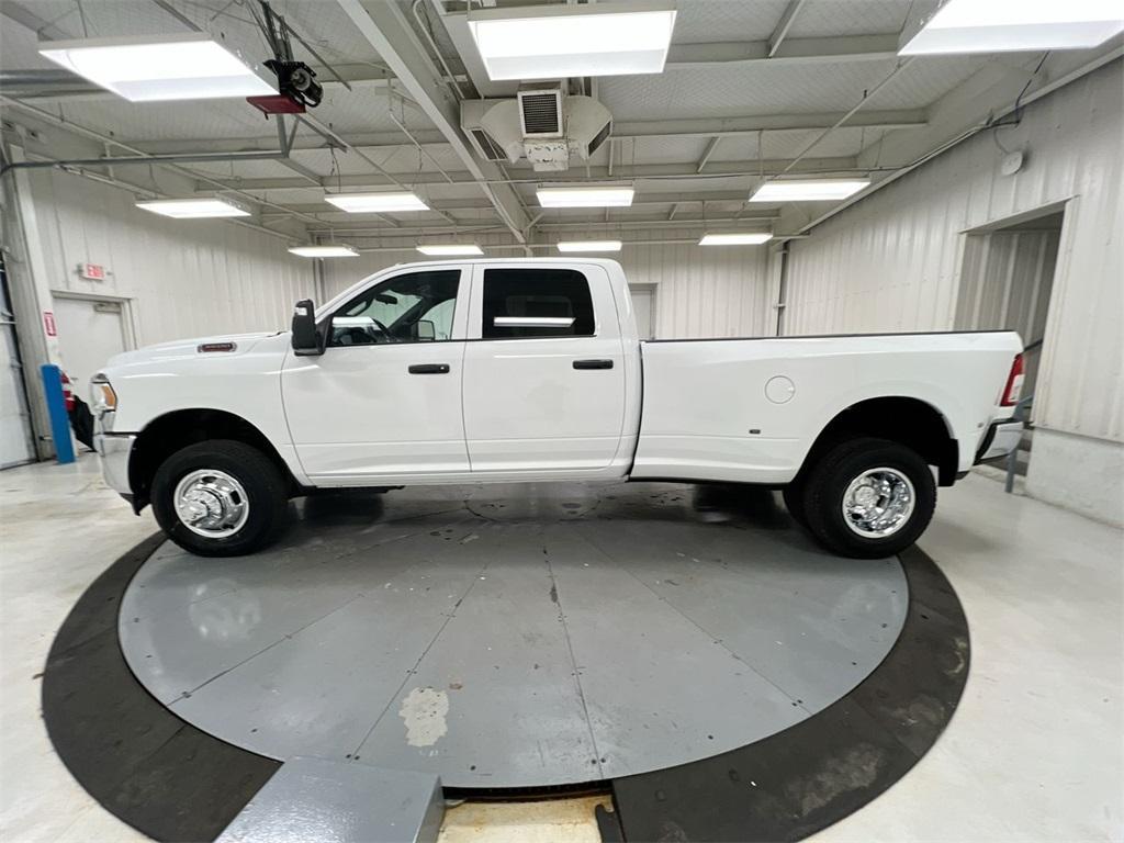 new 2024 Ram 3500 car, priced at $49,643