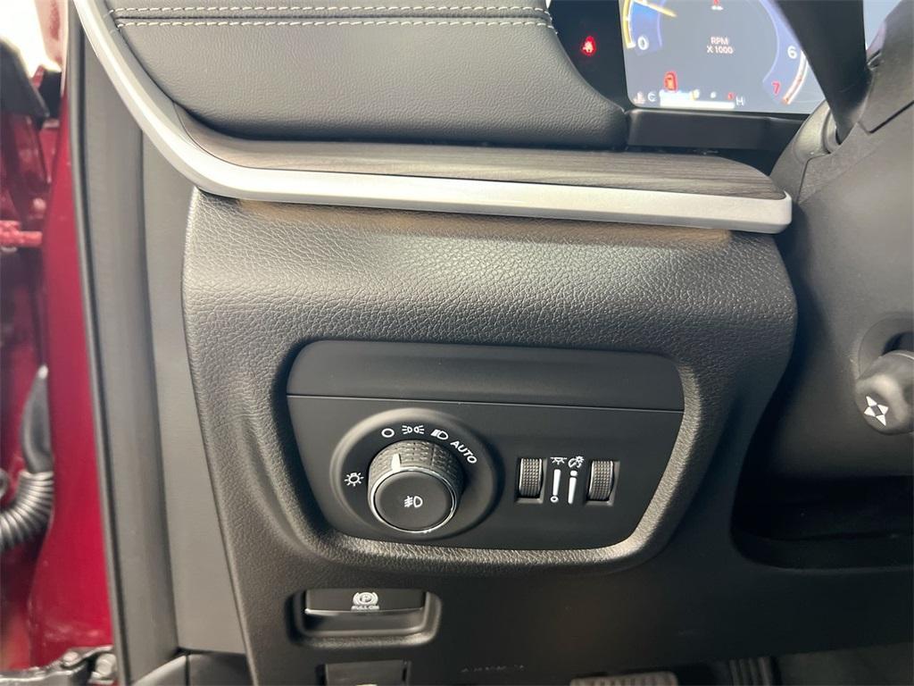 new 2025 Jeep Grand Cherokee L car, priced at $46,682