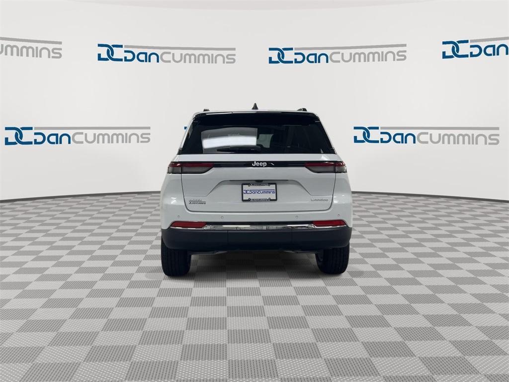 new 2025 Jeep Grand Cherokee car, priced at $37,342