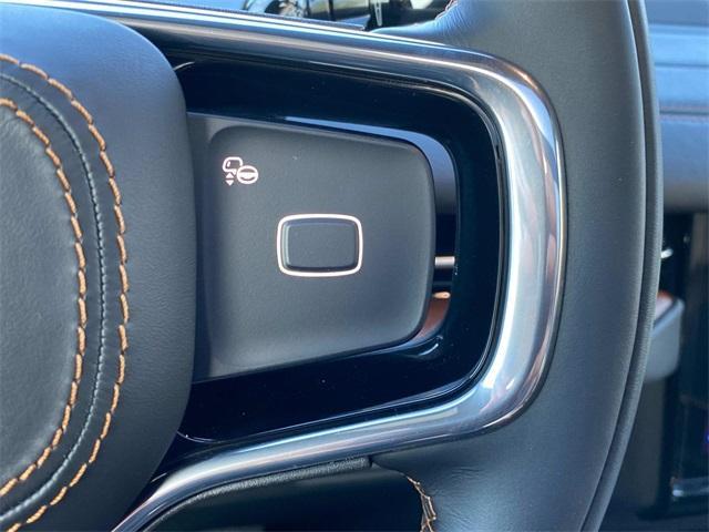 new 2025 Lincoln Navigator car, priced at $117,835