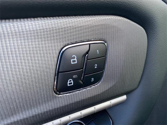 new 2025 Ford Explorer car, priced at $57,547