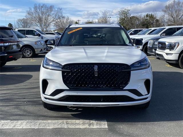 new 2025 Lincoln Aviator car, priced at $76,652