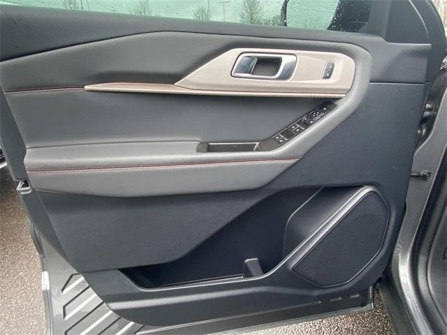 new 2025 Ford Explorer car, priced at $37,173