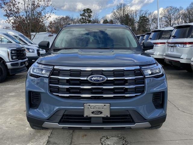 new 2025 Ford Explorer car, priced at $40,445