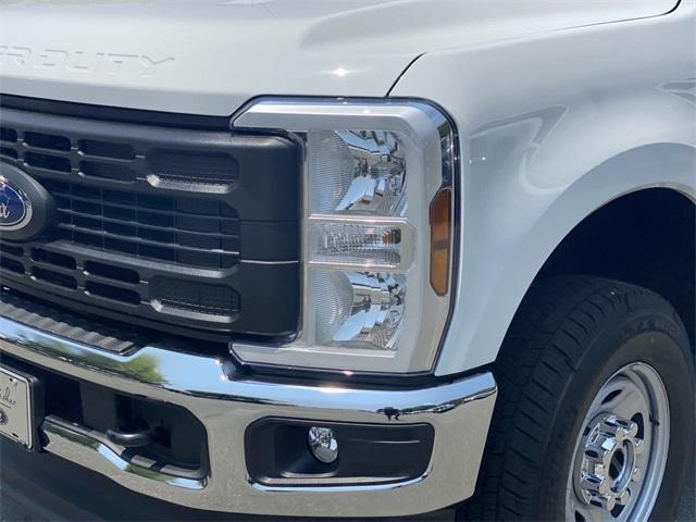 new 2025 Ford F-250 car, priced at $66,499