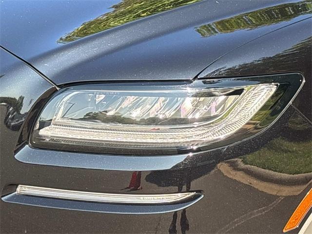 used 2022 Lincoln Nautilus car, priced at $25,967