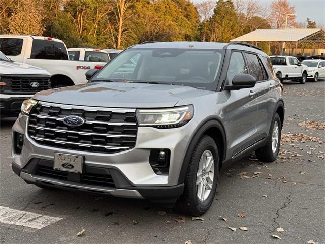 new 2025 Ford Explorer car, priced at $39,331