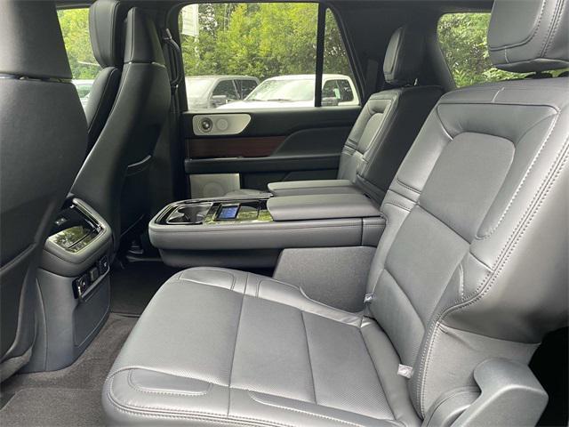 new 2024 Lincoln Navigator L car, priced at $95,895