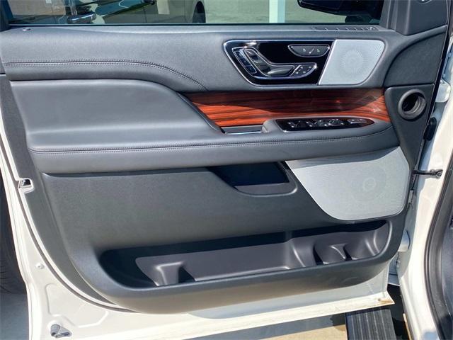 new 2024 Lincoln Navigator car, priced at $91,603