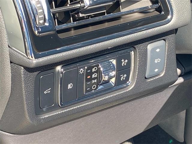 new 2024 Lincoln Navigator car, priced at $91,603