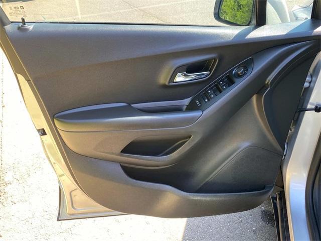 used 2021 Chevrolet Trax car, priced at $11,994