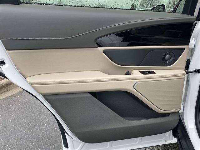 new 2025 Lincoln Nautilus car, priced at $64,455