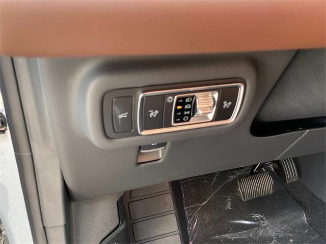 new 2026 Lincoln Nautilus car, priced at $63,206