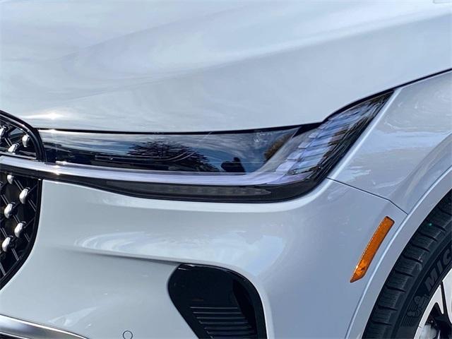 new 2026 Lincoln Nautilus car, priced at $63,206