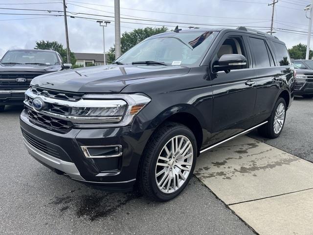 new 2024 Ford Expedition car, priced at $71,396