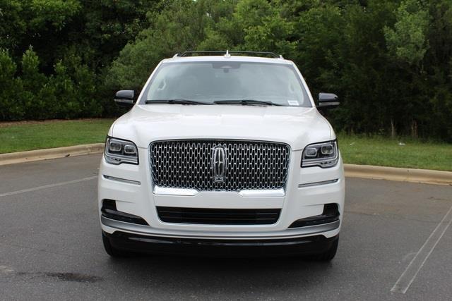 new 2024 Lincoln Navigator car, priced at $92,725