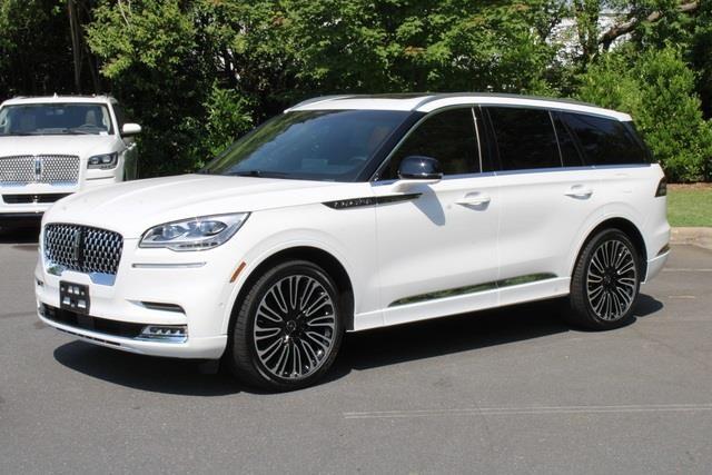 new 2024 Lincoln Aviator car, priced at $75,430