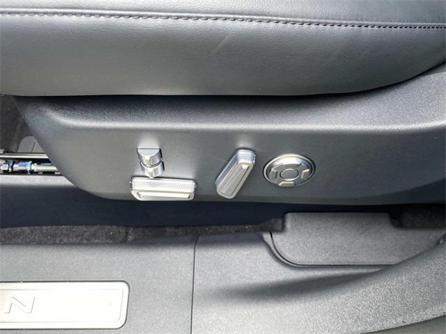 used 2025 Lincoln Nautilus car, priced at $59,724