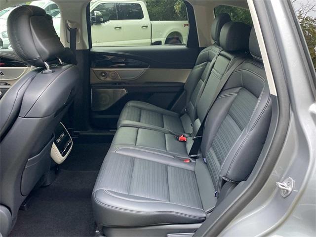 used 2025 Lincoln Nautilus car, priced at $59,724