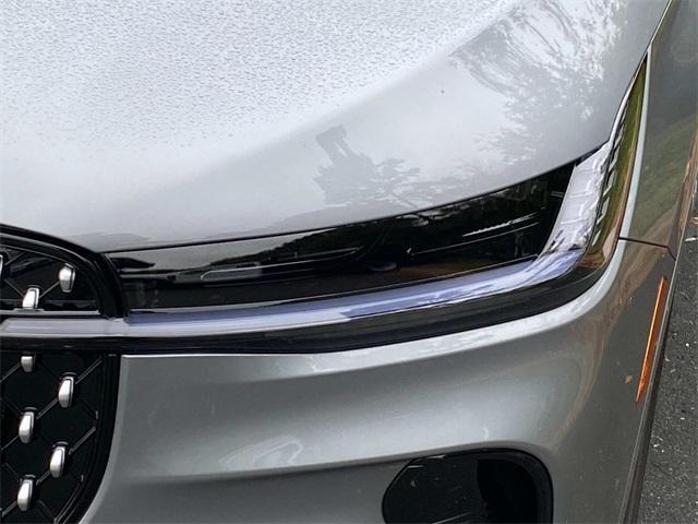 used 2025 Lincoln Nautilus car, priced at $59,724