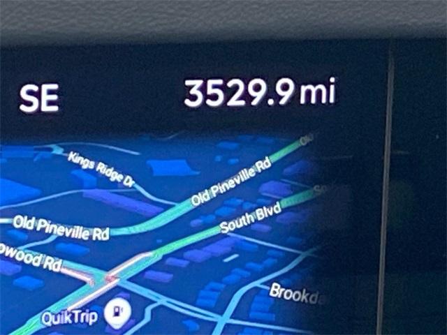 used 2025 Lincoln Nautilus car, priced at $59,724