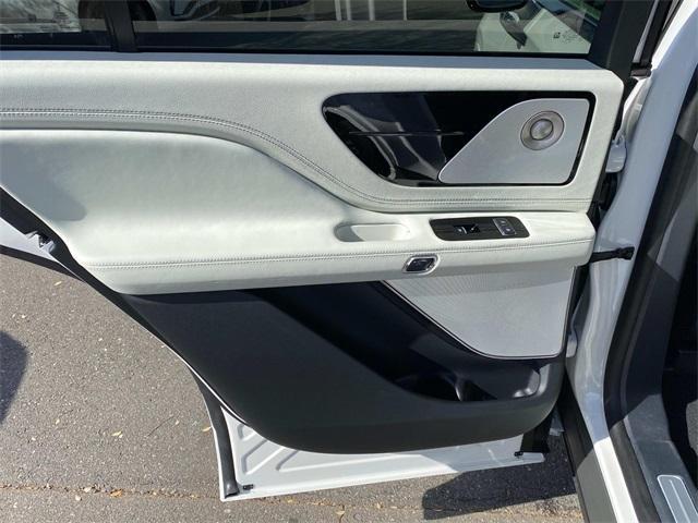 new 2026 Lincoln Aviator car, priced at $91,405