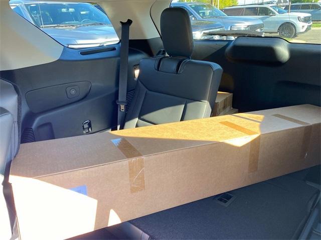 new 2025 Ford Explorer car, priced at $41,080