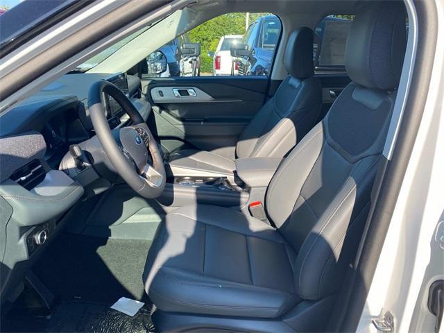 new 2025 Ford Explorer car, priced at $41,080