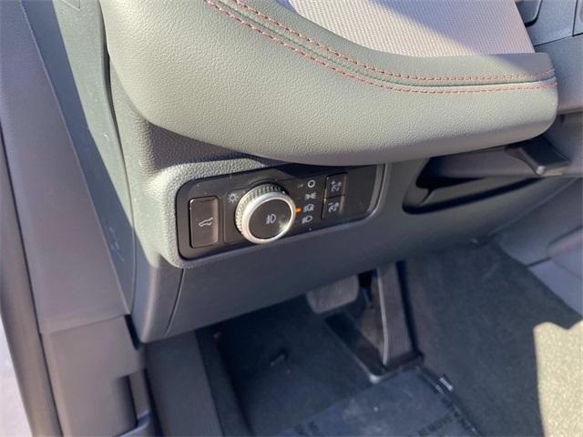 new 2025 Ford Explorer car, priced at $41,080