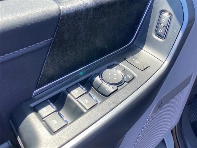 new 2025 Ford F-350 car, priced at $70,736