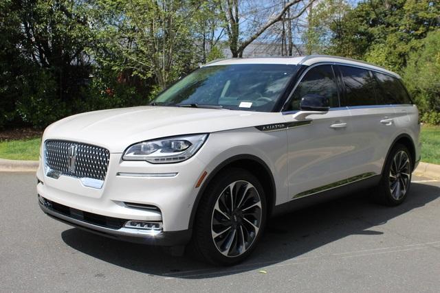 new 2024 Lincoln Aviator car, priced at $70,295