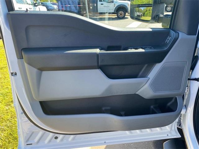 new 2025 Ford F-350 car, priced at $55,308